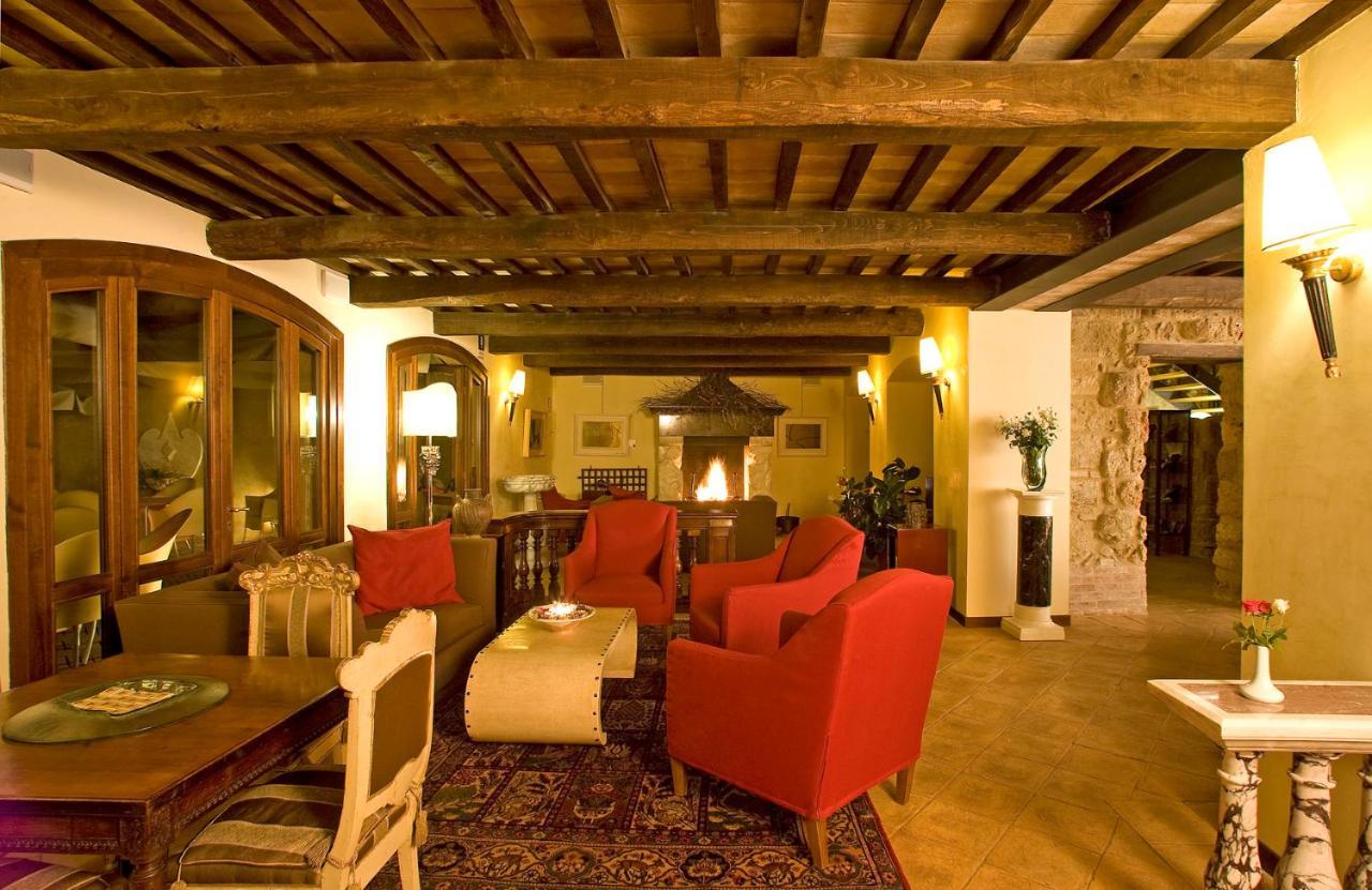Sovana Hotel & Resort ภายนอก รูปภาพ