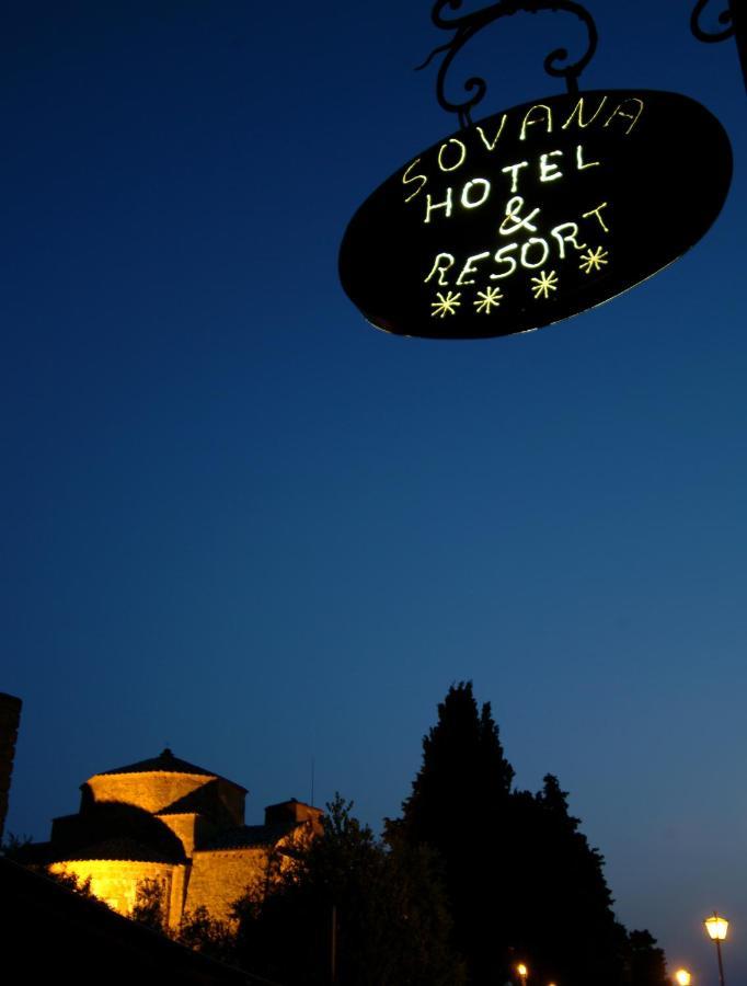 Sovana Hotel & Resort ภายนอก รูปภาพ