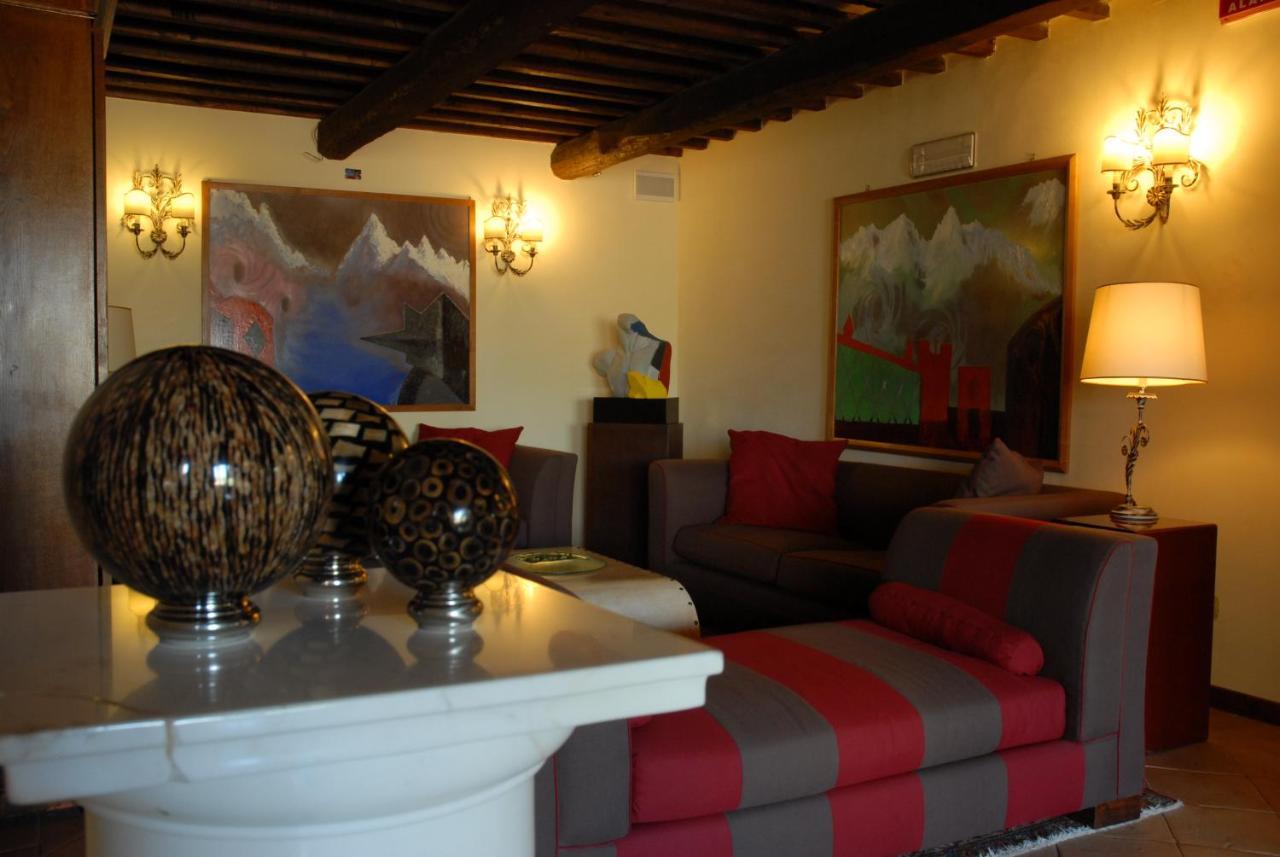 Sovana Hotel & Resort ภายนอก รูปภาพ